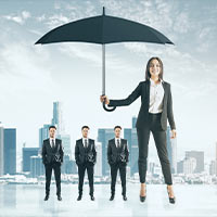 Key-Challenges-Redefining-the-Insurance-outsourcing