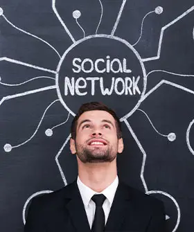 société-d'externalisation-pour-la-modération-de-contenus-multilingues