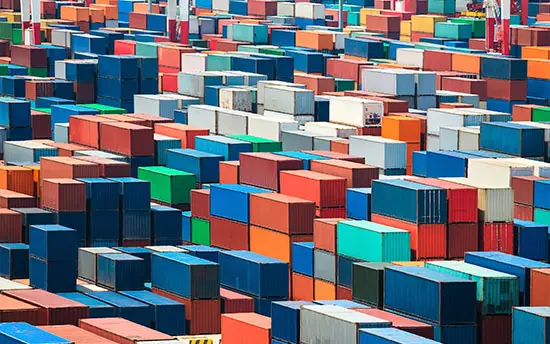 outsourcing-tracking-container-for-shipping-industry